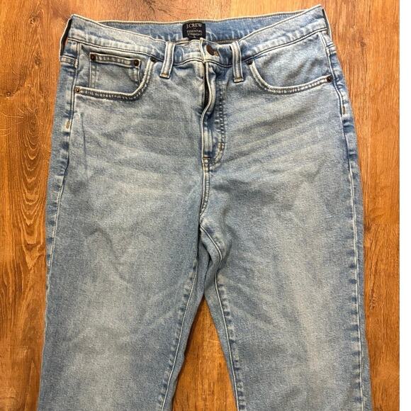 NWT J.Crew Essential Straight Jean In All Day Stretch Marin Wash Size 30 - Picture 4 of 8
